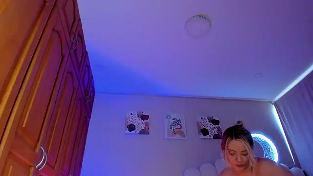 martinaaricci online show from January 14, 2026, 2:09 pm