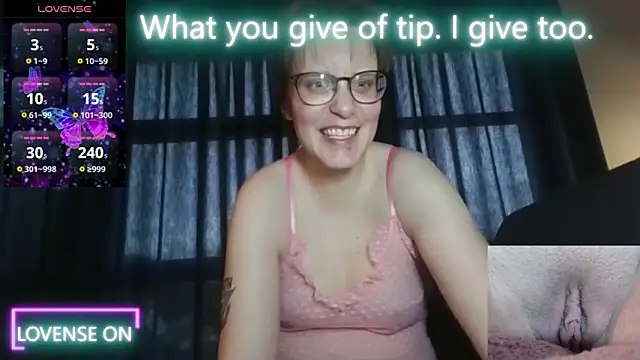 PernillaGirl online show from March 2, 2025, 4:36 pm