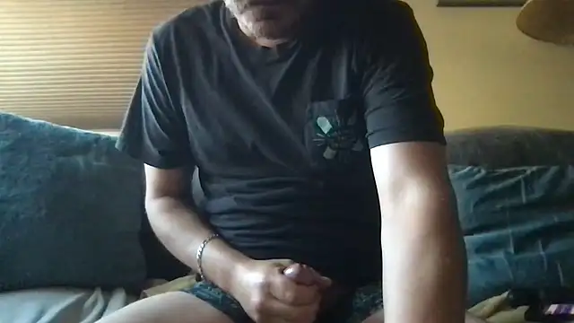 cliveokanagan24 online show from September 25, 2025, 3:18 pm