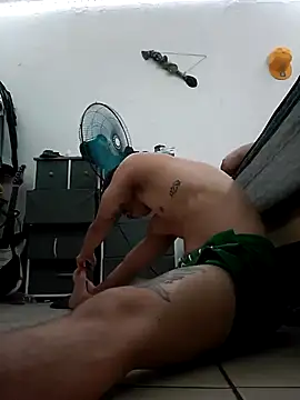 culitotragon24 online show from October 2, 2025, 7:56 am