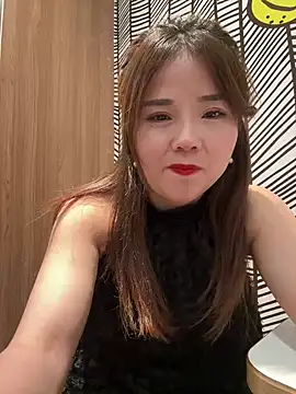 Efangfang online show from March 20, 2025, 8:20 am