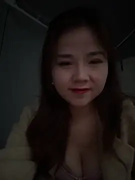 Efangfang online show from March 1, 2025, 10:42 pm