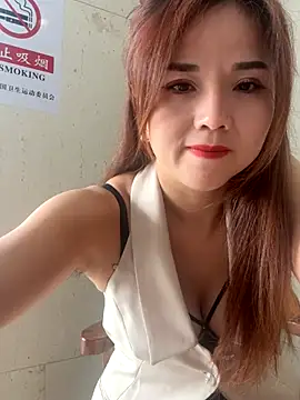 Efangfang online show from September 10, 2025, 1:59 am