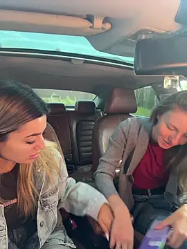 Jasmine urPrincess online show from October 11, 2025, 7:31 am