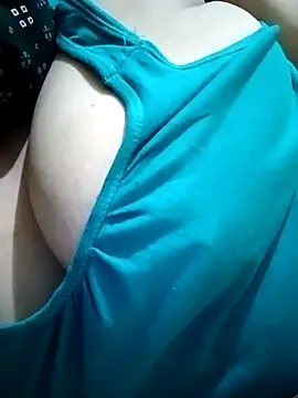 Snapshot of Adwithaa chatting on December 30, 2024, 5:55 pm Adwithaa online show from December 30, 2024, 5:55 pm