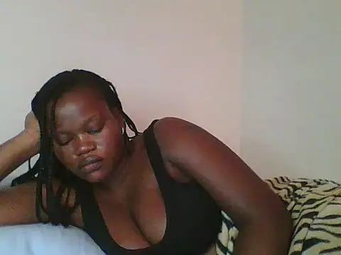 Snapshot of Delicious-chocolate4 chatting on February 8, 2025, 12:49 am Delicious-chocolate4 online show from February 8, 2025, 12:49 am