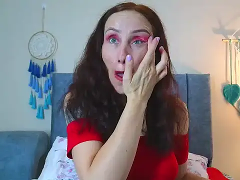 IberianMoonMK online show from November 20, 2025, 6:30 pm