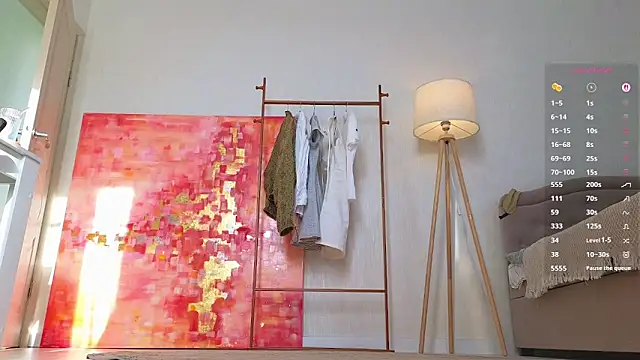 Tasha Miu online show from April 12, 2026, 2:31 pm