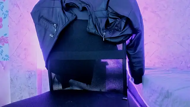 AnddieBaker online show from November 26, 2025, 10:10 pm