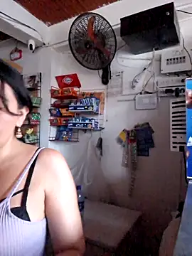 Snapshot of room_24funn chatting on November 6, 2025, 10:25 pm room 24funn online show from November 6, 2025, 10:25 pm