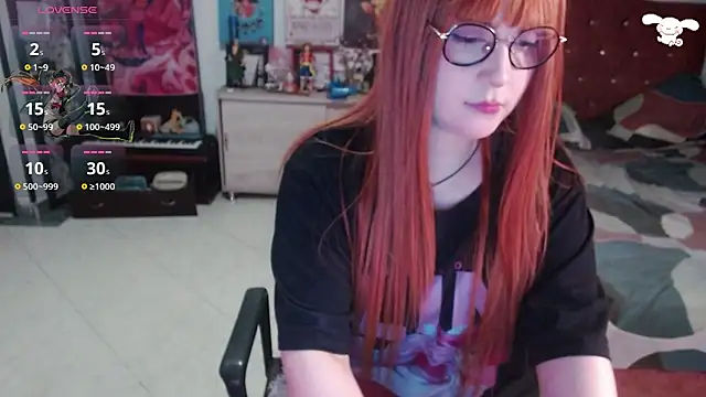 Avril2001 online show from October 12, 2025, 2:35 am