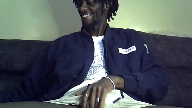 Delicious-D online show from October 22, 2025, 8:08 pm