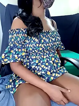 Midnight Blossom online show from February 26, 2025, 8:47 pm