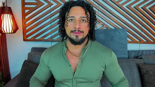 MikeEstevess online show from May 14, 2026, 4:20 am