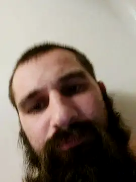 Snapshot of hungandnerdy420 chatting on October 15, 2025, 6:11 am hungandnerdy420 online show from October 15, 2025, 6:11 am