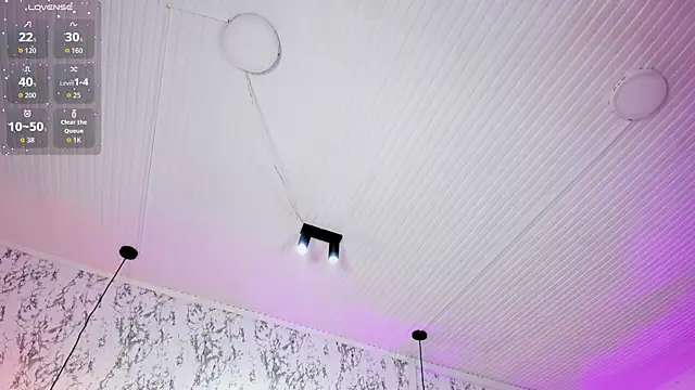 aihnoa split online show from September 18, 2025, 1:14 pm