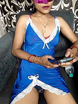 REVA DARLING online show from April 16, 2026, 7:20 am