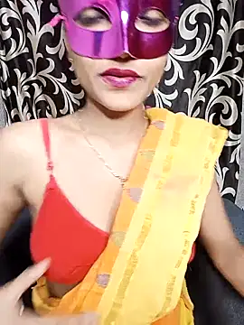 REVA DARLING online show from May 10, 2026, 12:09 pm