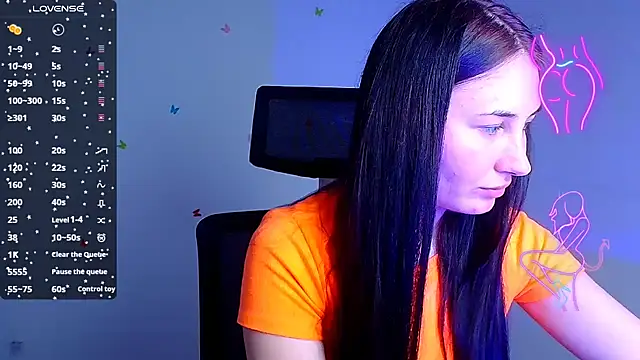 Jennifer Blum online show from October 8, 2025, 12:17 pm