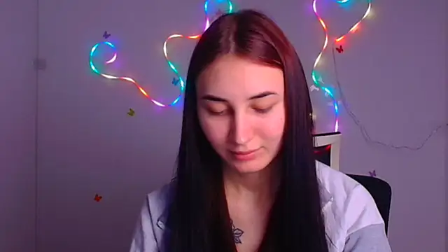 Jennifer Blum online show from March 3, 2025, 6:24 pm