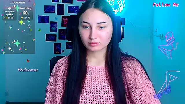 Jennifer Blum online show from November 21, 2025, 12:15 pm