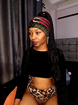 Snapshot of Licia_harvin chatting on November 30, 2025, 9:32 am Licia harvin online show from November 30, 2025, 9:32 am