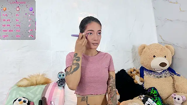 Snapshot of zorravioletta1 chatting on September 18, 2025, 12:30 pm zorravioletta1 online show from September 18, 2025, 12:30 pm