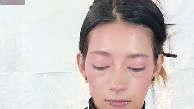 Snapshot of zorravioletta1 chatting on November 24, 2025, 4:18 pm zorravioletta1 online show from November 24, 2025, 4:18 pm