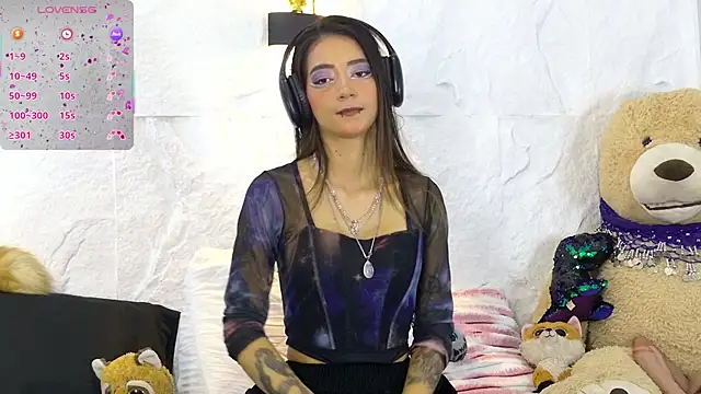 Snapshot of zorravioletta1 chatting on September 24, 2025, 12:44 pm zorravioletta1 online show from September 24, 2025, 12:44 pm