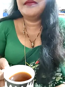 Snapshot of Swapna_143 chatting on June 18, 2026, 5:07 pm Swapna 143 online show from June 18, 2026, 5:07 pm