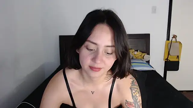 rebecca collin online show from October 7, 2025, 10:55 pm