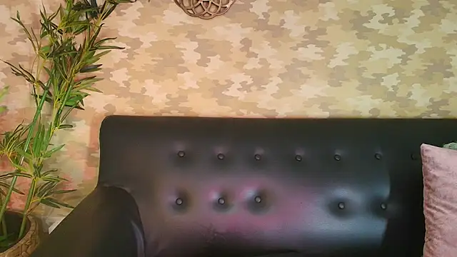 Snapshot of cherry_chel chatting on March 4, 2025, 8:16 pm cherry chel online show from March 4, 2025, 8:16 pm