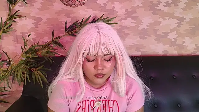 Snapshot of cherry_chel chatting on February 21, 2025, 9:11 pm cherry chel online show from February 21, 2025, 9:11 pm