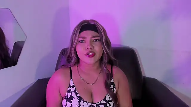 Snapshot of cherry_chel chatting on March 9, 2025, 8:42 pm cherry chel online show from March 9, 2025, 8:42 pm