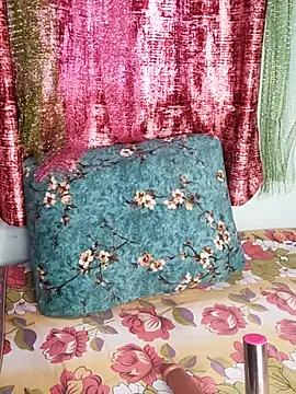 juhicpl143 online show from April 11, 2026, 3:14 am