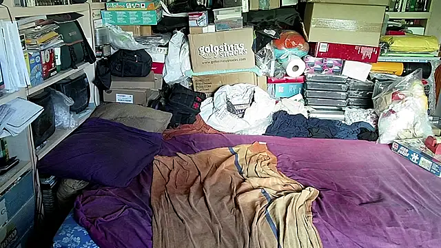 hadeszeuss2 online show from October 2, 2025, 2:09 pm