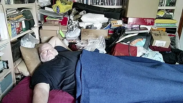 hadeszeuss2 online show from March 1, 2025, 2:44 pm