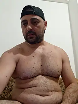 Snapshot of Mirkoxxx@xh chatting on July 2, 2026, 7:09 pm Mirkoxxxxh online show from July 2, 2026, 7:09 pm