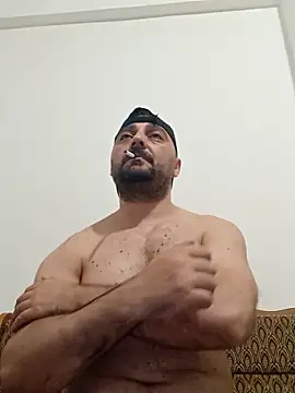Snapshot of Mirkoxxx@xh chatting on June 18, 2026, 7:08 pm Mirkoxxxxh online show from June 18, 2026, 7:08 pm