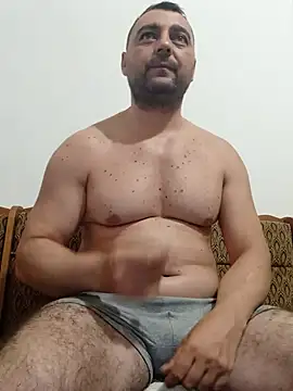 Snapshot of Mirkoxxx@xh chatting on July 12, 2026, 6:42 pm Mirkoxxxxh online show from July 12, 2026, 6:42 pm