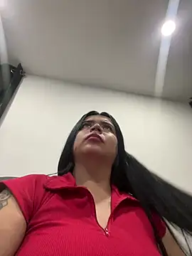 Snapshot of Devilsweet17 chatting on February 28, 2025, 11:34 pm Devilsweet17 online show from February 28, 2025, 11:34 pm