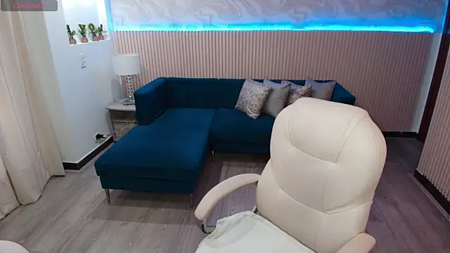 lenah smith online show from November 6, 2025, 11:36 am