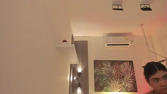 emma alice  online show from November 12, 2025, 12:09 pm