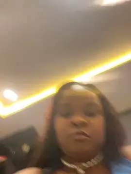 NaughtyKelly28 online show from December 22, 2025, 12:22 am