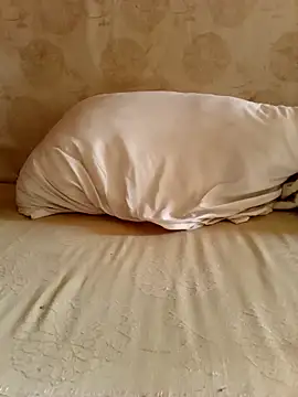 misu09 online show from October 5, 2025, 2:57 am