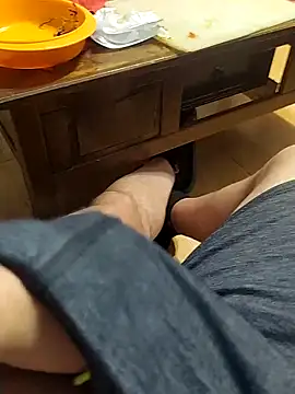 Alecarbonero1891 online show from March 9, 2025, 5:11 am