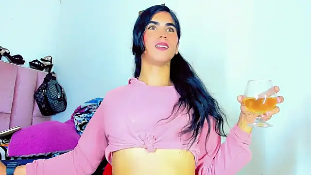 Snapshot of hannabigdirty chatting on February 23, 2025, 4:24 pm hannabigdirty online show from February 23, 2025, 4:24 pm