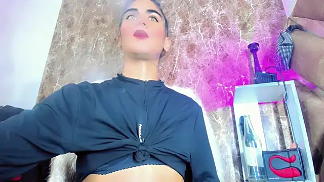 Snapshot of hannabigdirty chatting on October 10, 2025, 3:18 am hannabigdirty online show from October 10, 2025, 3:18 am