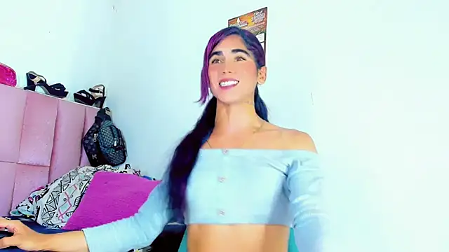 Snapshot of hannabigdirty chatting on March 8, 2025, 7:49 am hannabigdirty online show from March 8, 2025, 7:49 am