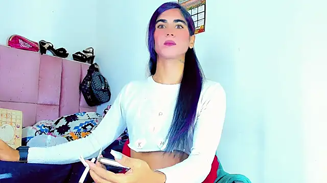 Snapshot of hannabigdirty chatting on February 27, 2025, 4:13 am hannabigdirty online show from February 27, 2025, 4:13 am